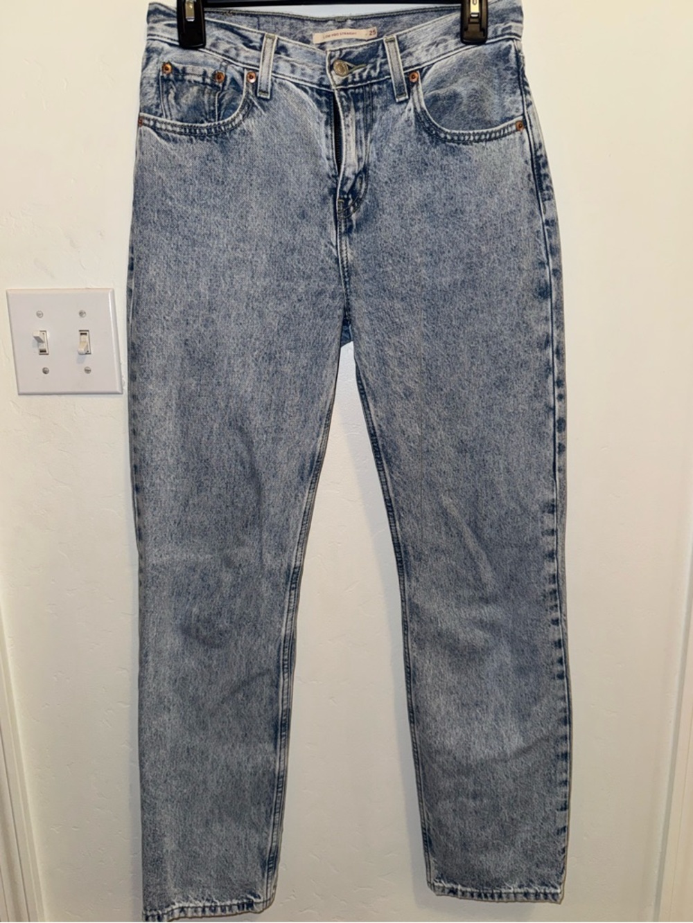 Levi’s Low Pro Straight women Jeans